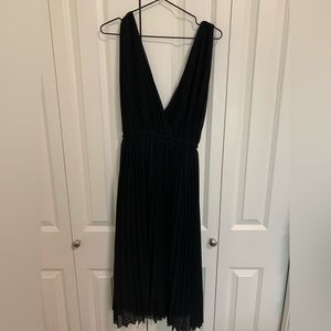 Aritzia Wilfred black A-line dress size XS